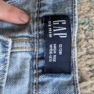 GAP High Rise Wide-Leg Jeans